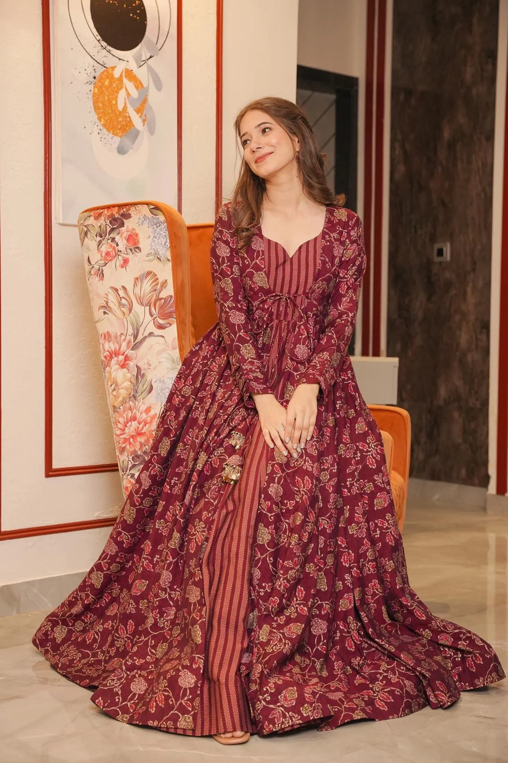 GARGI FLORAL SHRUG SET